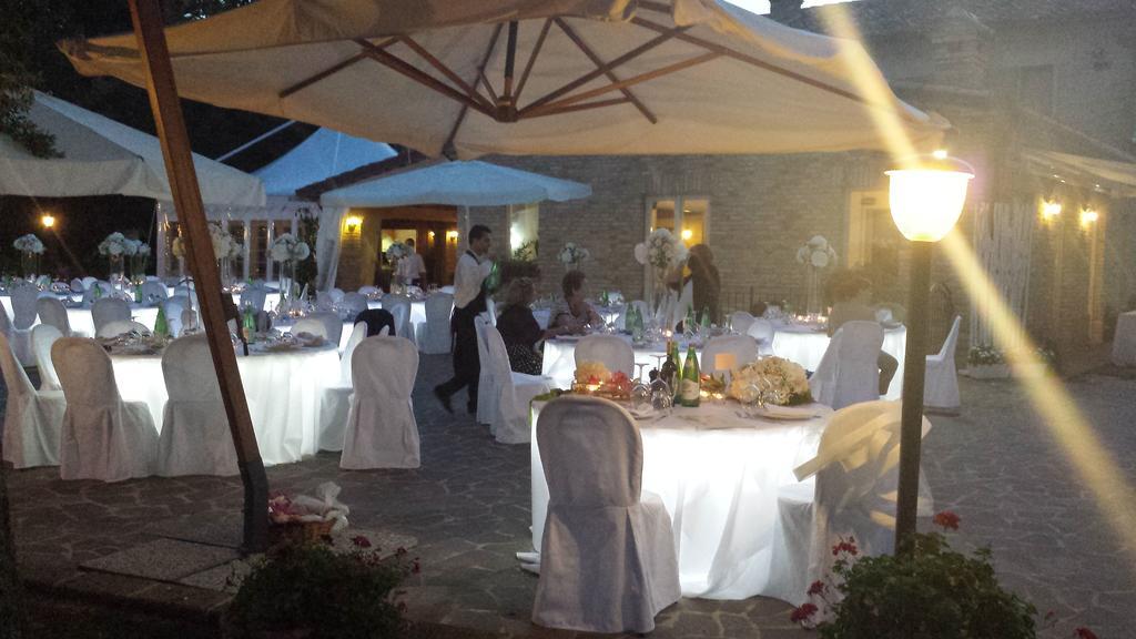 Ristorante Country House Isolabelgatto Villa Fano Eksteriør billede