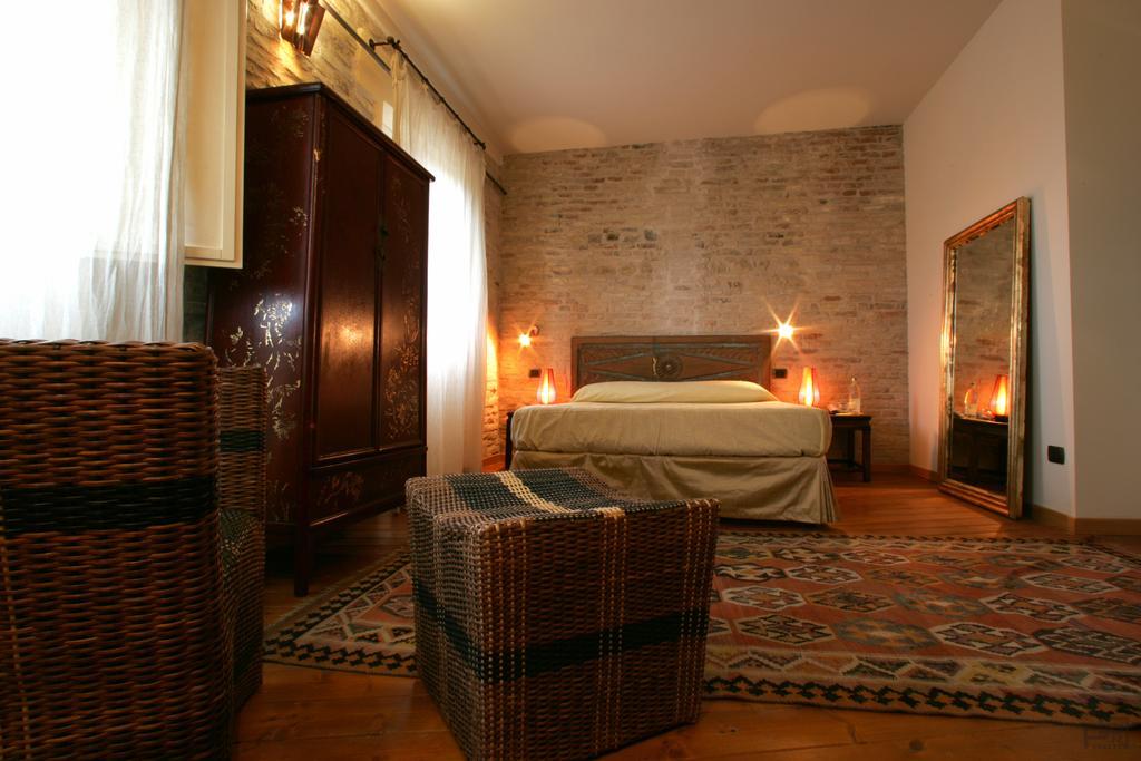 Ristorante Country House Isolabelgatto Villa Fano Værelse billede